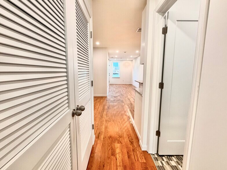 More Photos Of 5352 Cedar Ave, Philadelphia Apartments For Sale