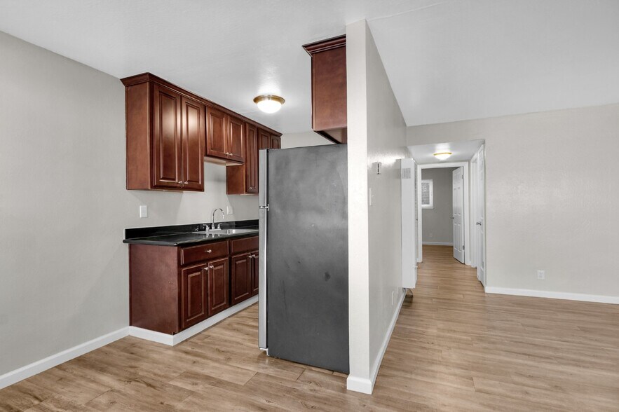More Photos Of 2244 12th Ave, Oakland Apartments For Sale