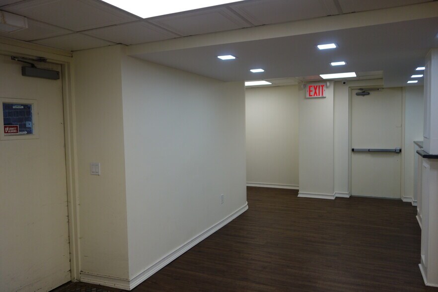 More Photos Of 6433 98th St, Rego Park Healthcare For Lease