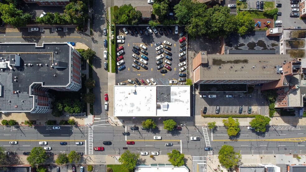 More Photos Of 280 Mamaroneck Ave, White Plains Freestanding For Lease