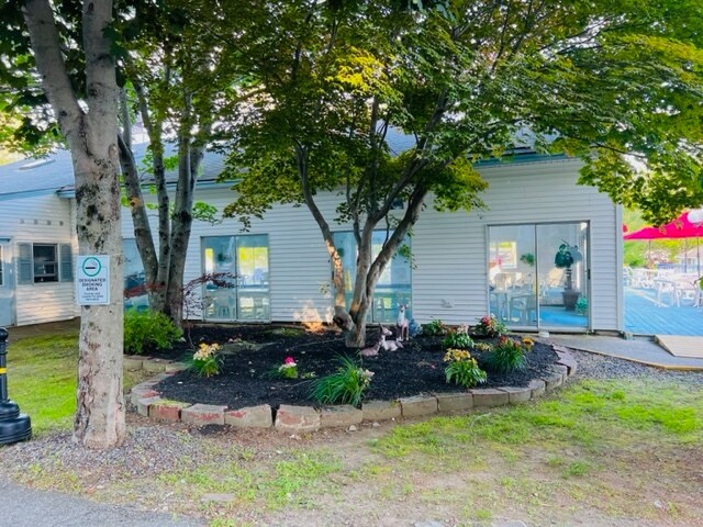 More Photos Of 18 Ocean Park Rd, Saco Hotel For Sale
