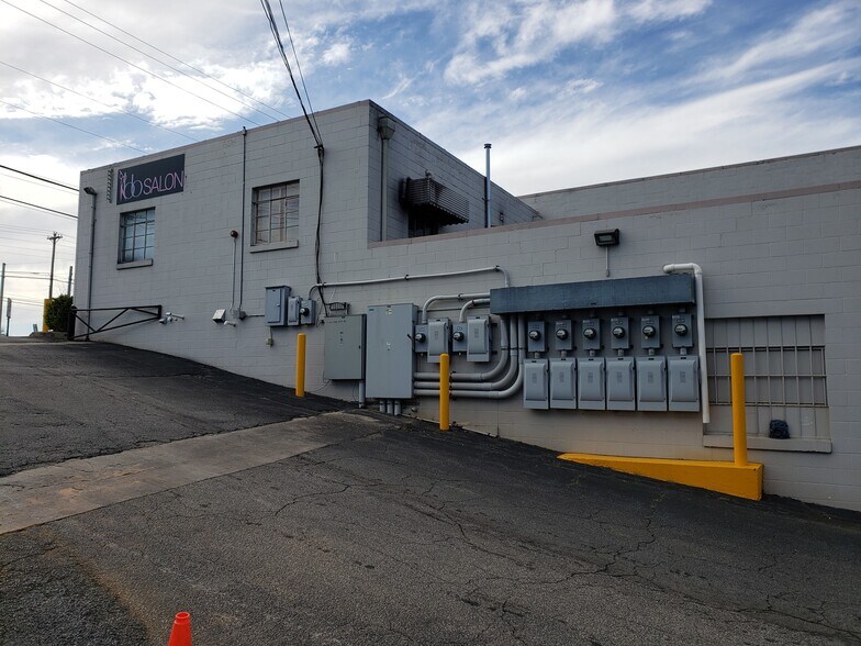 More Photos Of , Marietta Unknown For Sale