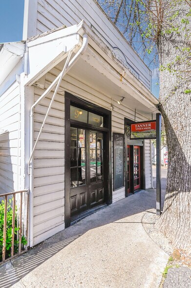 More Photos Of 435 Main St, Murphys General Retail For Sale