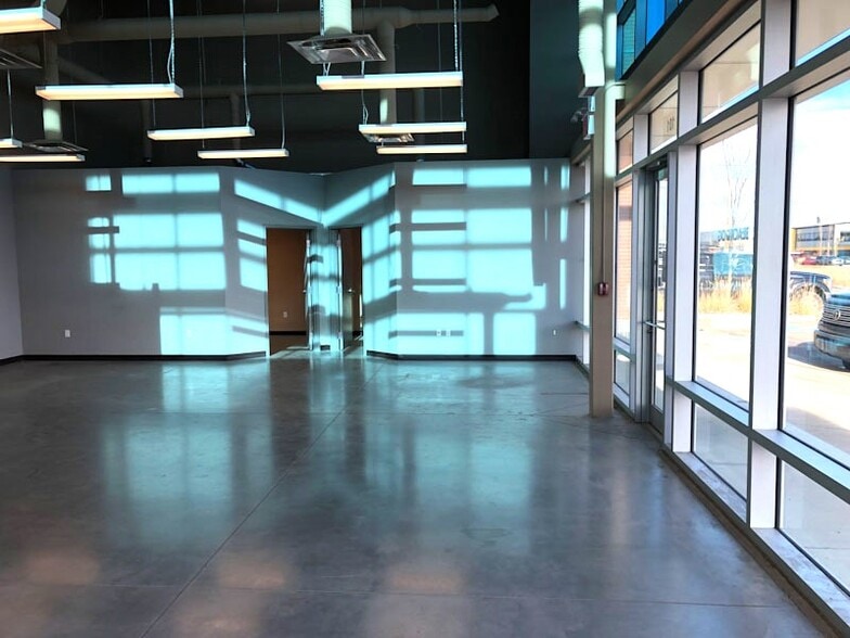 More Photos Of 7106 42nd St, Leduc Service For Lease