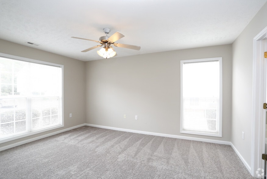 More Photos Of 3605 Sapphire Rd, Fayetteville Apartments For Sale