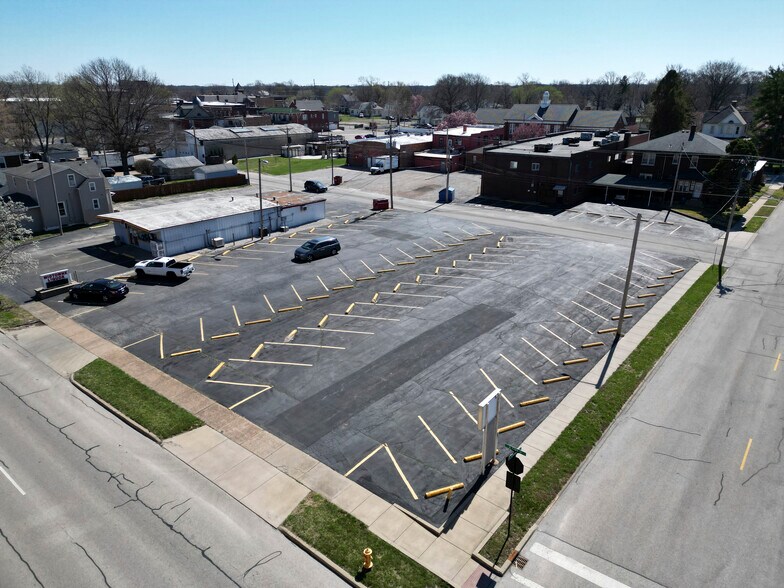 More Photos Of 415 W Main St, Collinsville Medical For Sale