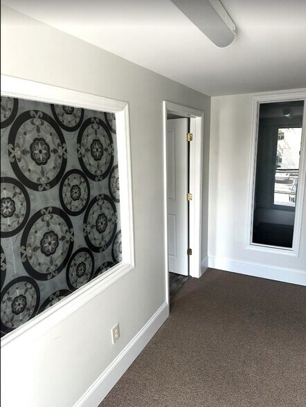 More Photos Of 117 Longwood Dr SE, Huntsville Storefront Retail Office For Lease