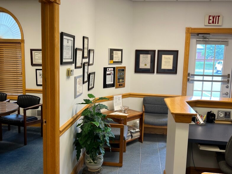 More Photos Of 6636 Main St, Buffalo Medical For Sale