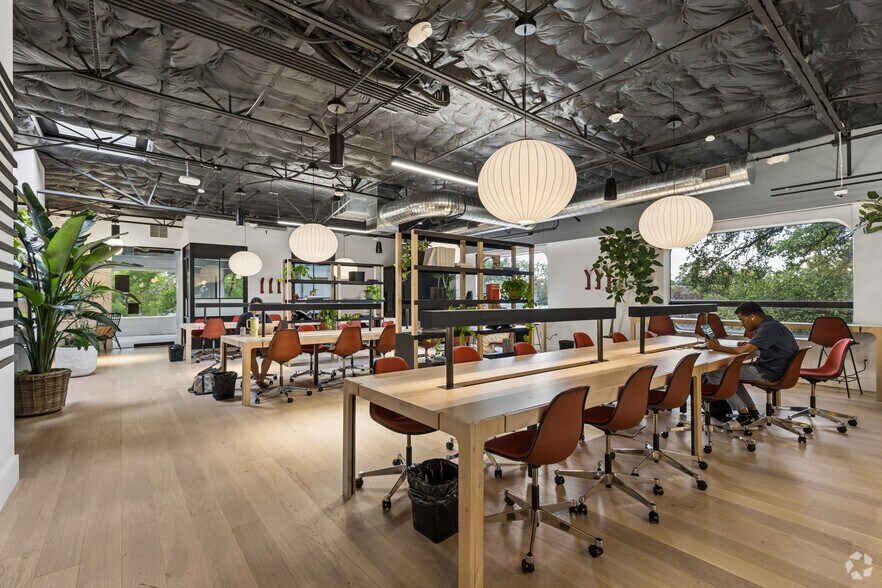 More Photos Of 9840-9850 N Central Expy, Dallas Coworking Space