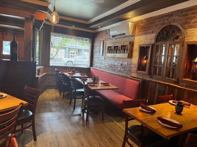 More Photos Of 80 Vineyard Ave, Highland Storefront Retail Residential For Sale