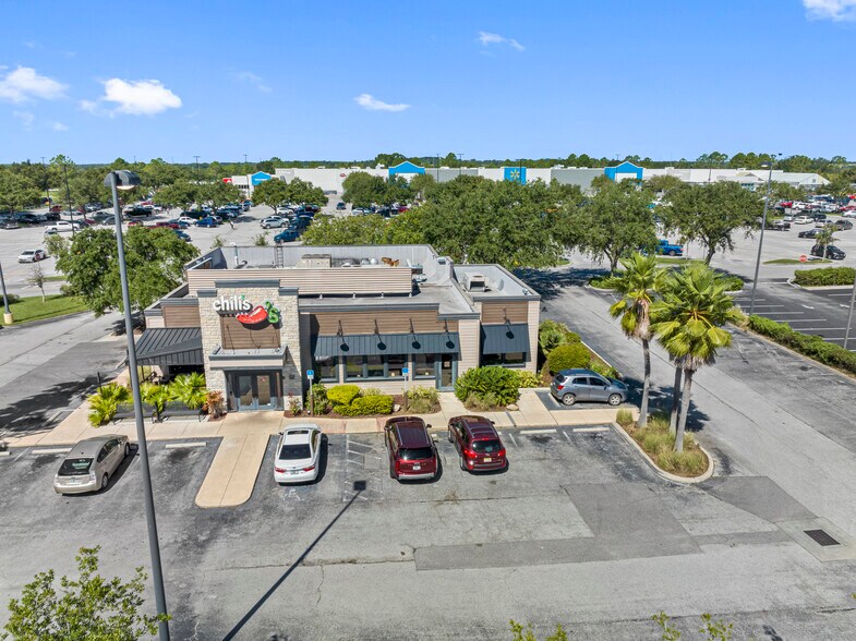 Primary Photo Of 7643 Gall Blvd, Zephyrhills Restaurant For Sale