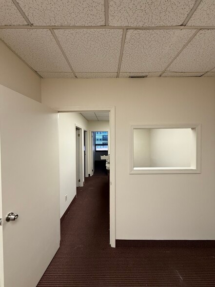 More Photos Of 175-55-175-61 Hillside Ave, Jamaica Office For Lease