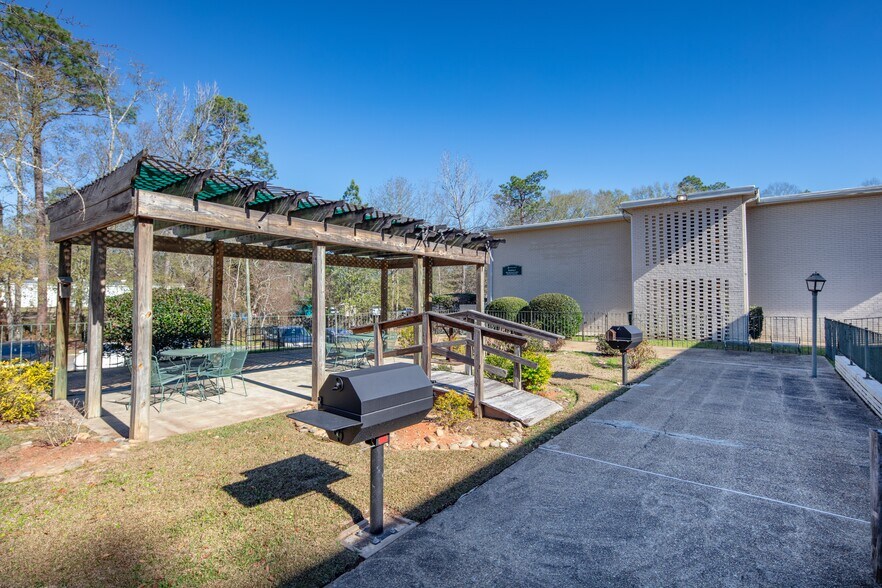 More Photos Of 620 S 28th Ave, Hattiesburg Apartments For Sale