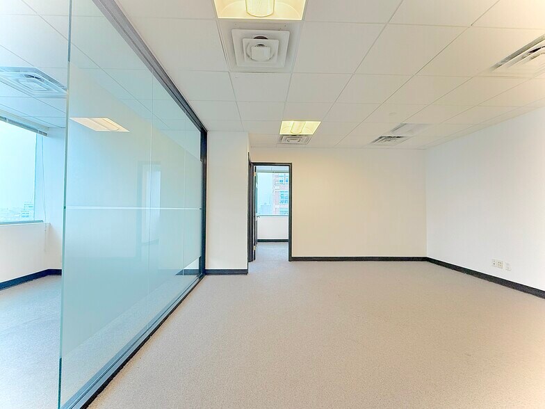 More Photos Of 136-17 39th Ave, Flushing Office Residential For Sale