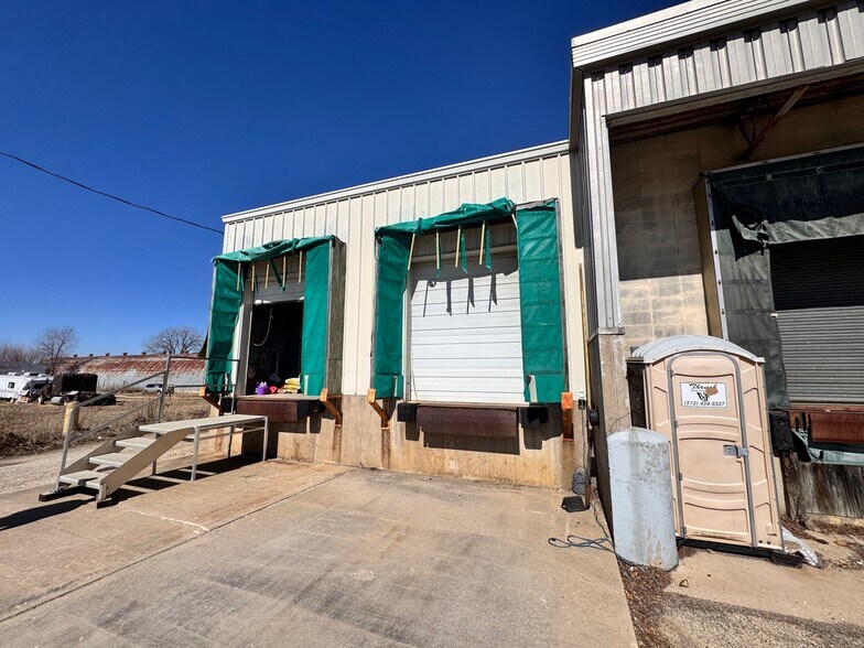 More Photos Of 525 Elm Pl, Princeton Manufacturing For Sale