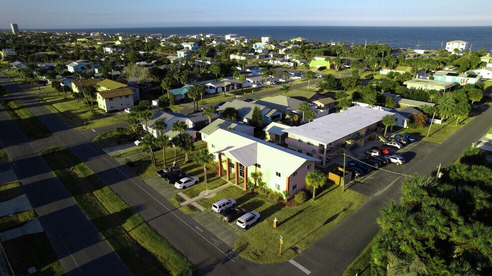 More Photos Of 320 N 3rd St, Flagler Beach Apartments For Sale