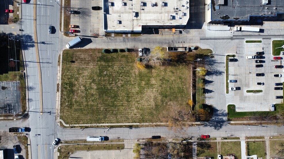 More Photos Of 5701 Douglas Ave, Des Moines Land For Sale
