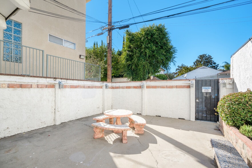 More Photos Of 4441-45 Tujunga 4441-45 Tujunga ave, North Hollywood Apartments For Sale