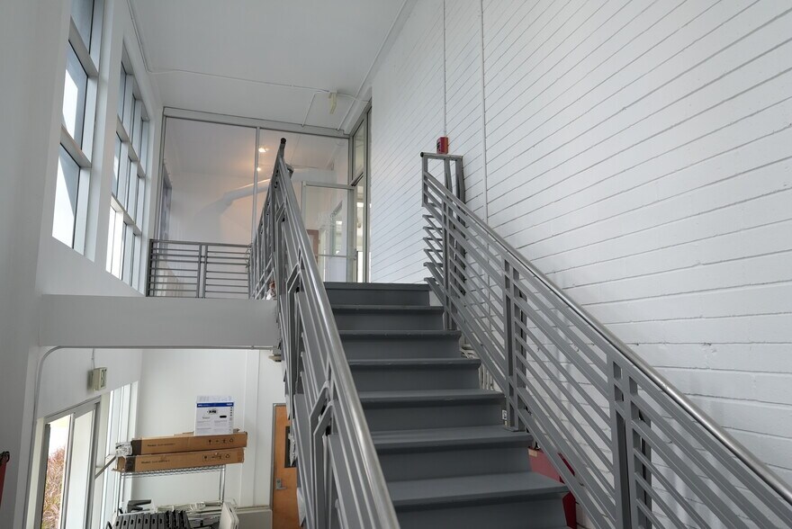 More Photos Of 2215 N Broadway, Santa Ana Medical For Sale