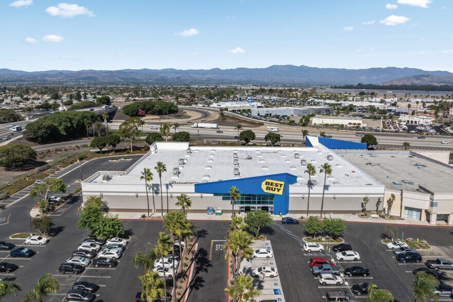 More Photos Of 2300 N Rose Ave, Oxnard Freestanding For Sale