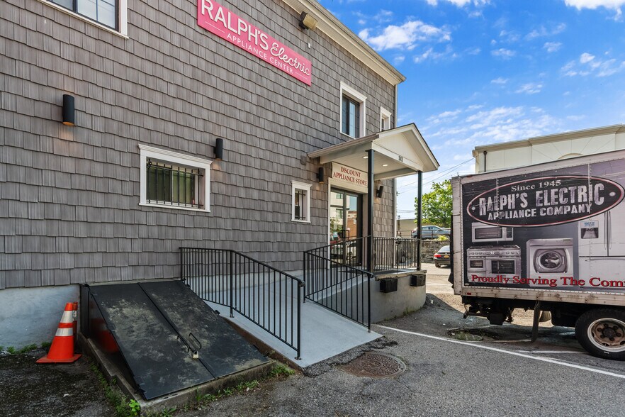 More Photos Of 343 Mamaroneck Ave, Mamaroneck Storefront For Lease