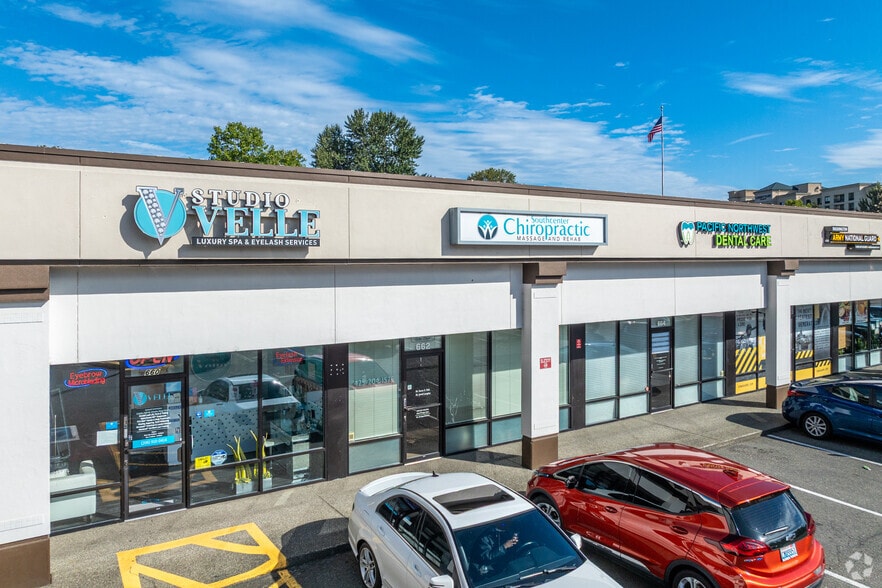 More Photos Of 640-680 Strander Blvd, Tukwila General Retail For Lease