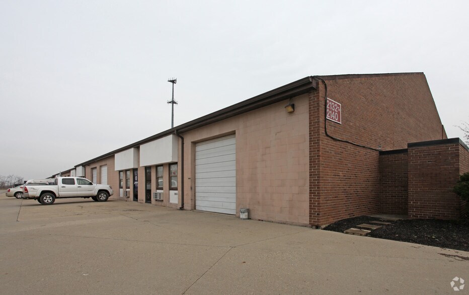 Primary Photo Of 2122-2158 Schappelle Ln, Cincinnati Warehouse For Lease