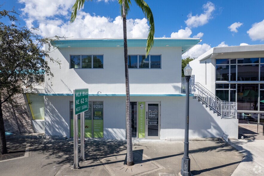 More Photos Of 6318 Biscayne Blvd, Miami General Retail For Lease