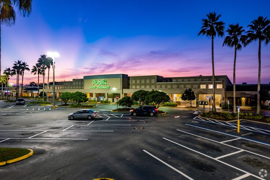 More Photos Of 2405-2461 S Hiawassee Rd, Orlando General Retail For Lease