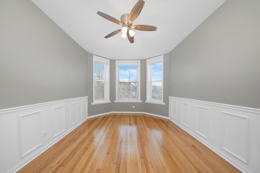 More Photos Of 7152 S Emerald Ave, Chicago Apartments For Sale