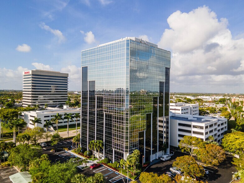 More Photos Of 1601 Forum Pl, West Palm Beach Office For Lease