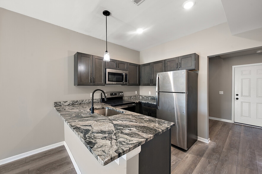 More Photos Of 1241-1251 E Woodward Heights Blvd, Hazel Park Apartments For Sale