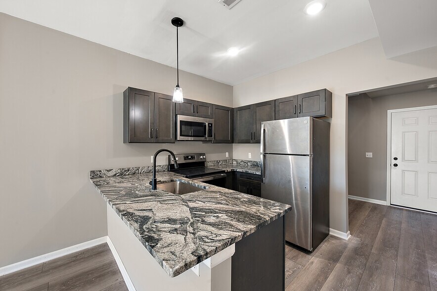 More Photos Of 1251 E Woodward Heights Blvd, Hazel Park Apartments For Sale