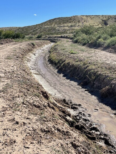 More Photos Of 8 Chunky rd, Socorro Land For Sale