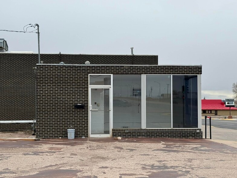 More Photos Of 1569 N 3rd St, Laramie Auto Dealership For Sale