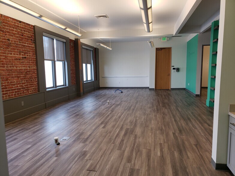 More Photos Of 101-115 E Santa Clara St, San Jose Storefront Retail Office For Lease