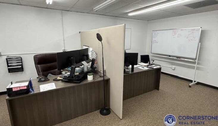 More Photos Of 1944 Cy Ave, Casper Storefront Retail Office For Sale