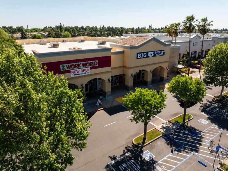 More Photos Of 1742-1746 W Olive Ave, Merced Storefront For Sale