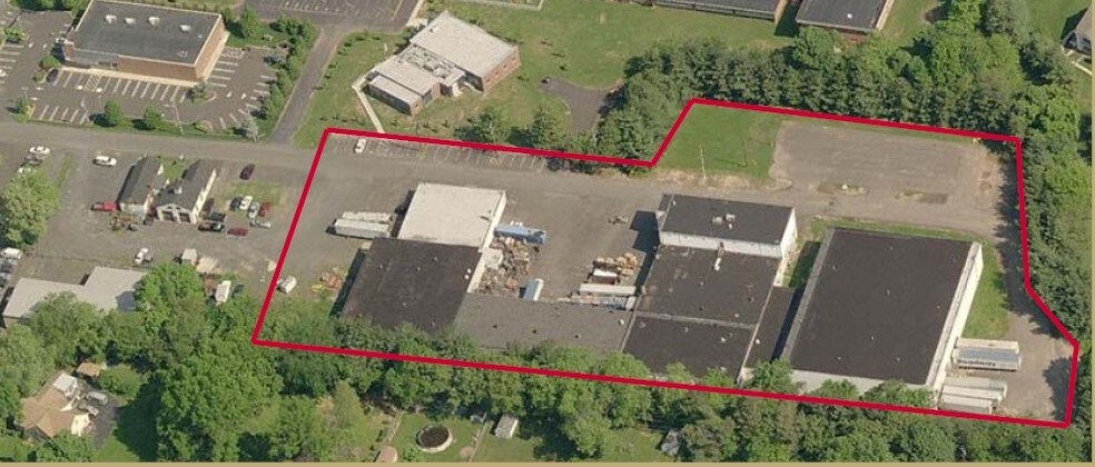 More Photos Of 505 Keystone Rd, Southampton Warehouse For Sale