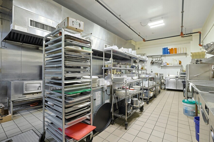 More Photos Of 2 Union St, Sparkill Storefront For Sale