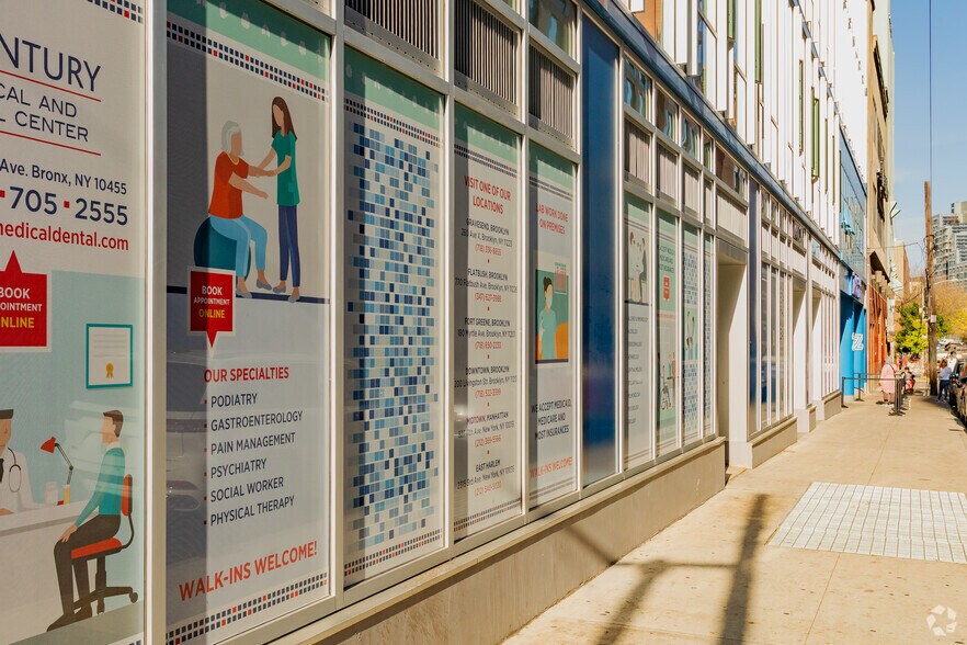 More Photos Of 425 Westchester Ave, Bronx Office For Lease