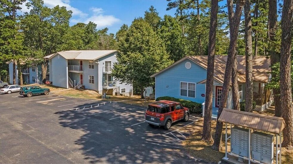 More Photos Of 15 Pivot Rock Rd, Eureka Springs Apartments For Sale