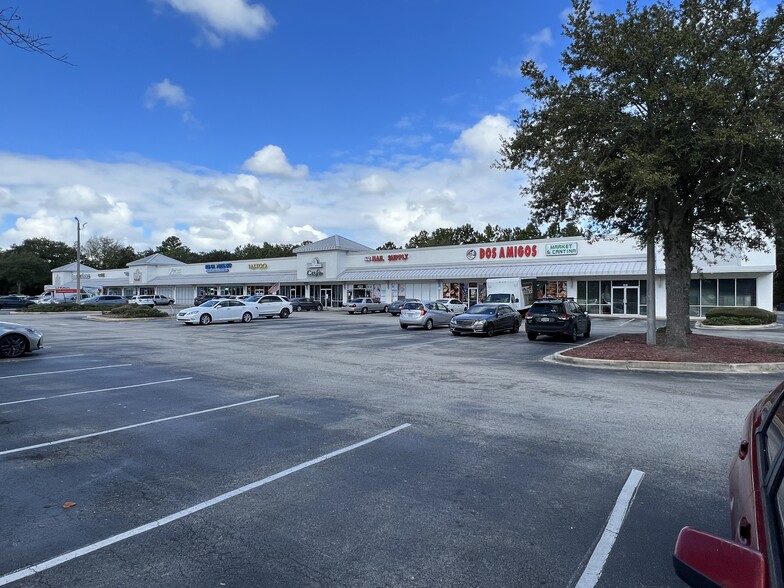 Primary Photo Of 10095 Beach Blvd, Jacksonville Unknown For Lease