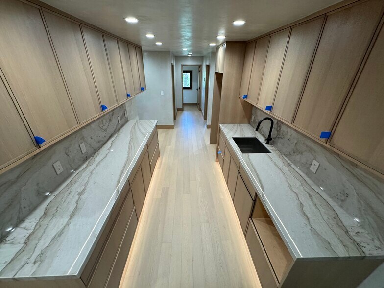 More Photos Of 1476 S Kihei Rd, Kihei Office Residential For Lease