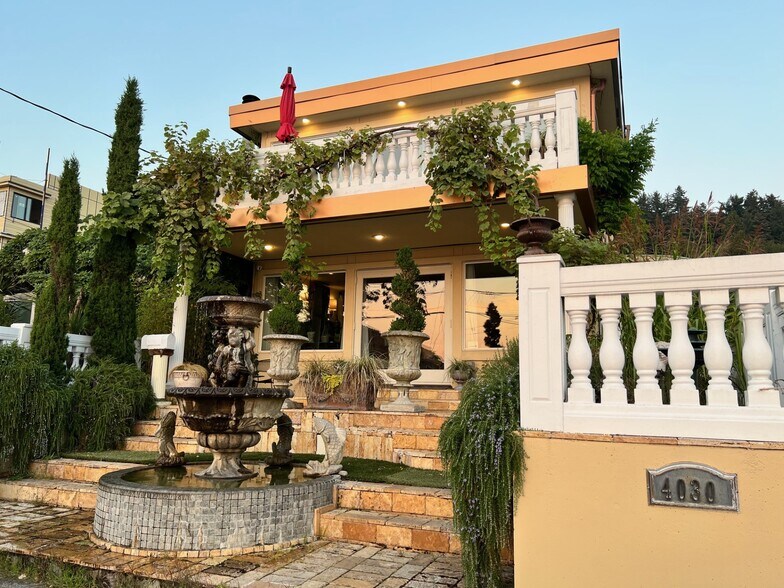 Primary Photo Of 4030 Beach Dr SW, Seattle Specialty For Sale