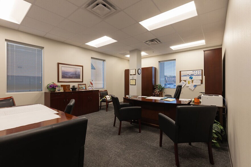 More Photos Of 7282 Plantation Rd, Pensacola Unknown For Lease