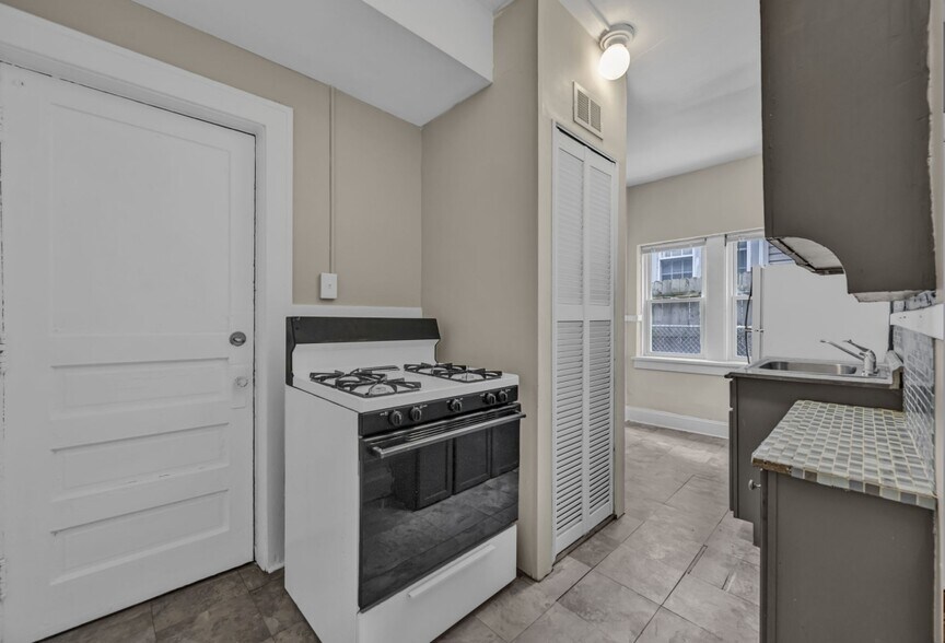 More Photos Of 3438 Bosworth Rd, Cleveland Apartments For Sale