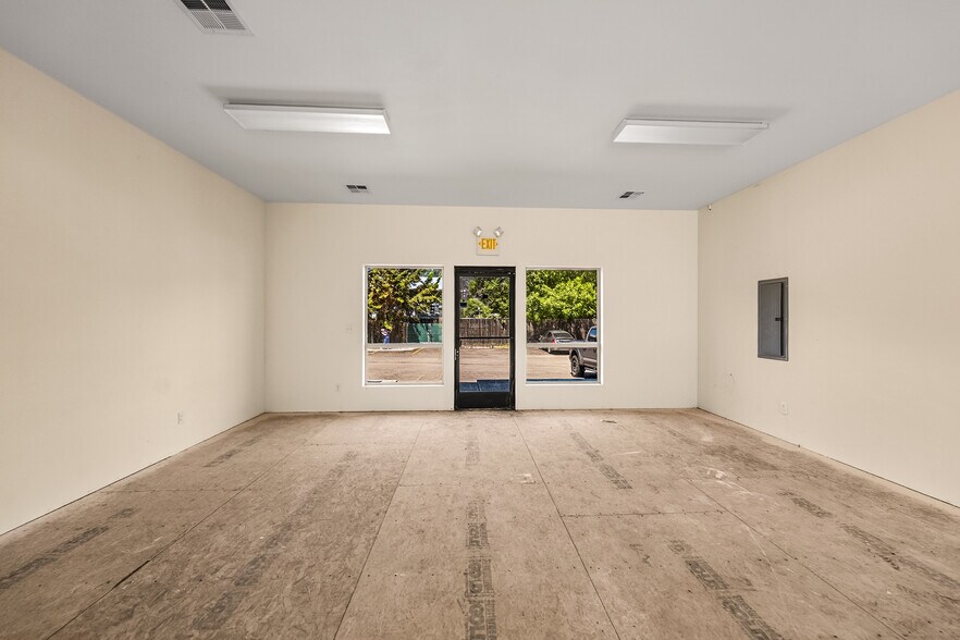 More Photos Of 209 S Old Pacific Hwy, Myrtle Creek Office For Sale