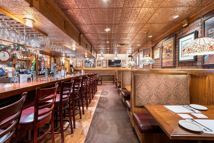 More Photos Of 62-64 E Mcfarlan St, Dover Restaurant For Sale