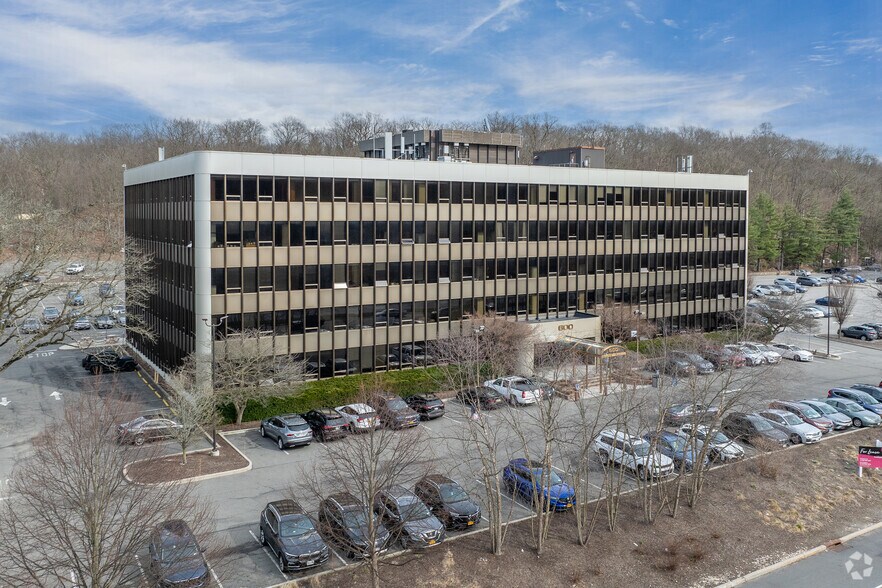 More Photos Of 550 Mamaroneck Ave, Harrison Unknown For Lease
